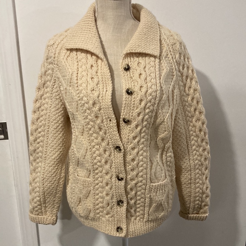 beautiful vintage Quill hand knit Irish wool fisherman’s sweater S? - Picture 5 of 9